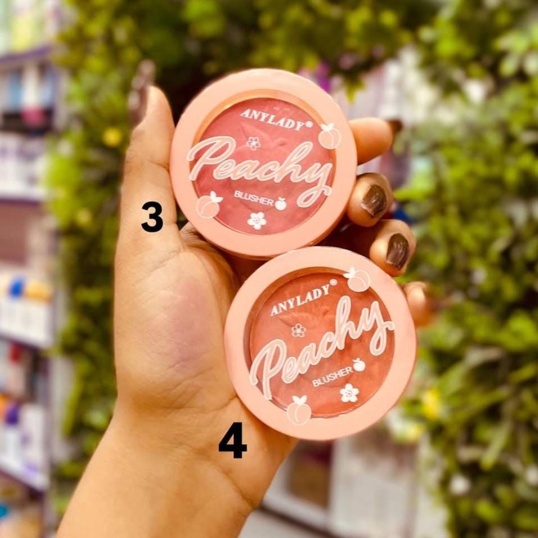 Any Lady Peachy Blusher 4-Piece Set